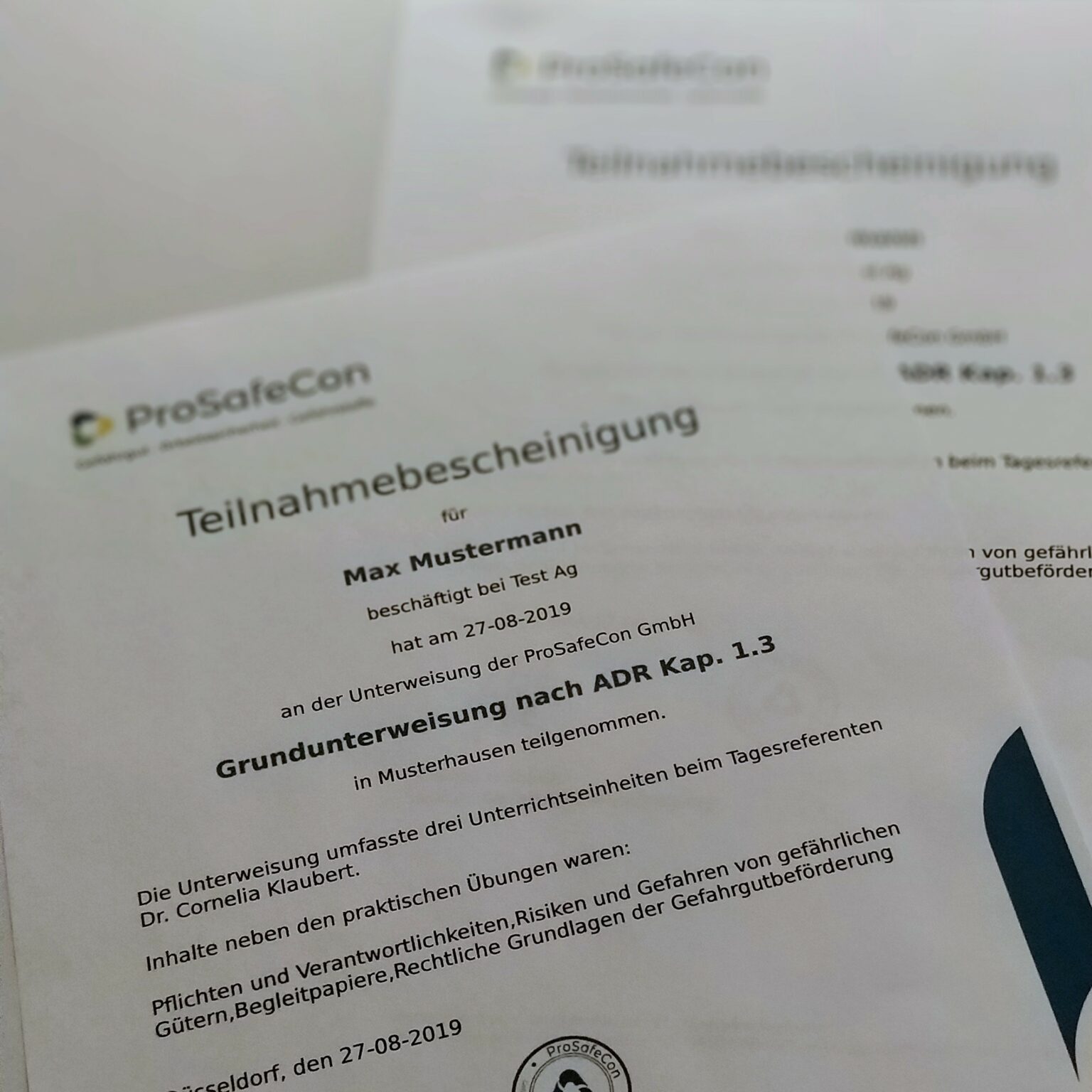 Wie Lange Ist Eine Adr Bescheinigung Gültig Mitarbeiterschulung: ADR 1.3 Unterweisung (ADR Online)
